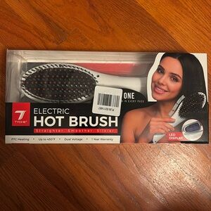Tyche electric hot brush